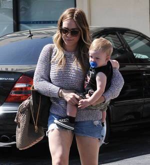 Hilary Duff took up boxing to lose baby weight