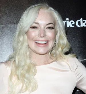 Lindsay Lohan praised by probation judge