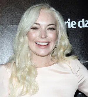 Lindsay Lohan praised by probation judge