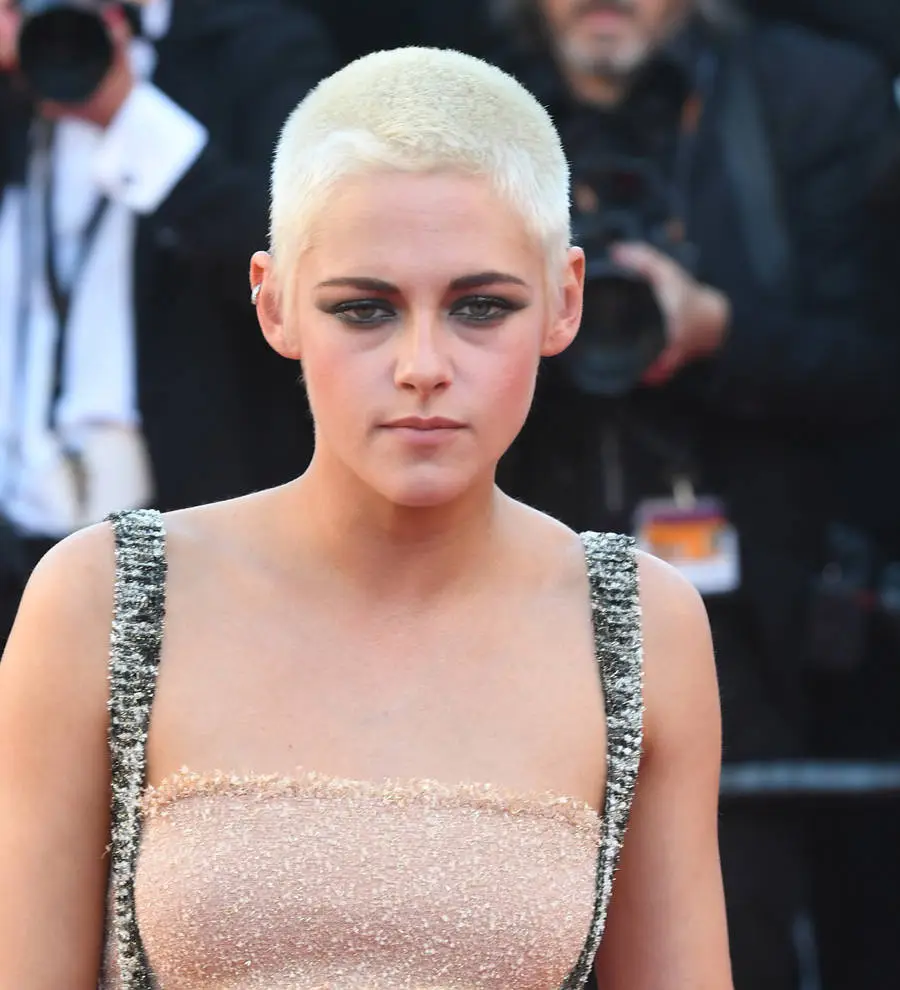 Kristen Stewart and Miley Cyrus among latest victims of nude photo leak