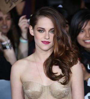 Kristen Stewart selling Twilight premiere dress for Sandy fund