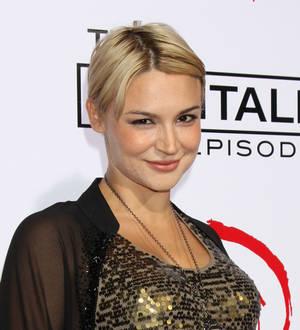 Samaire Armstrong becomes first-time mom