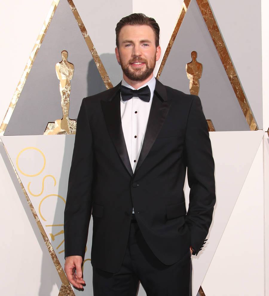 Chris Evans: 'Captain America: Civil War will change everything'