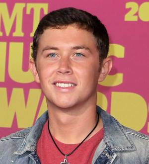 Scotty McCreery graduates following CMT Music Awards