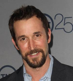 Stranger returns Noah Wyle lost driver's license
