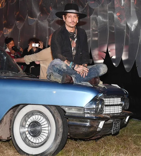 White House officials call on Hollywood to turn on Johnny Depp for assassination joke
