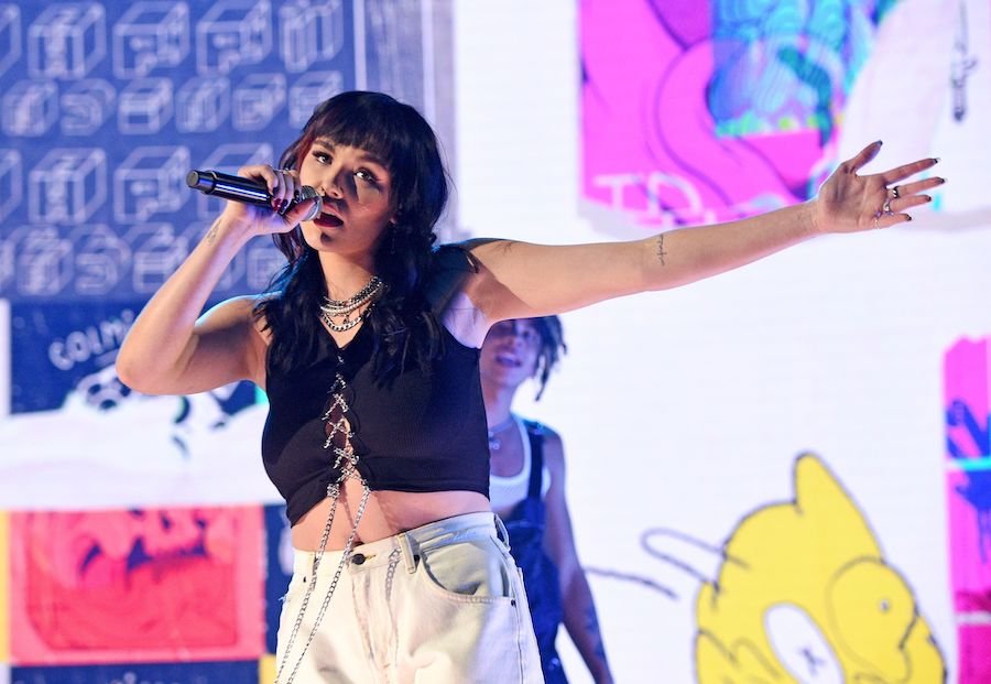 ARTIST TO WATCH: Upsahl