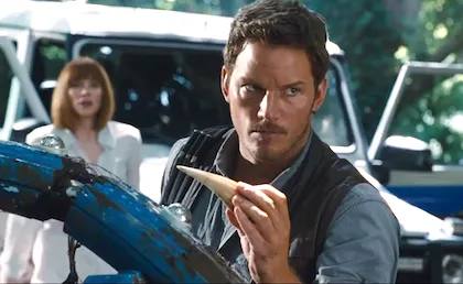 Pre-Thanksgiving Gift: Universal Releases 'Jurassic World' Trailer 2 Days Early!