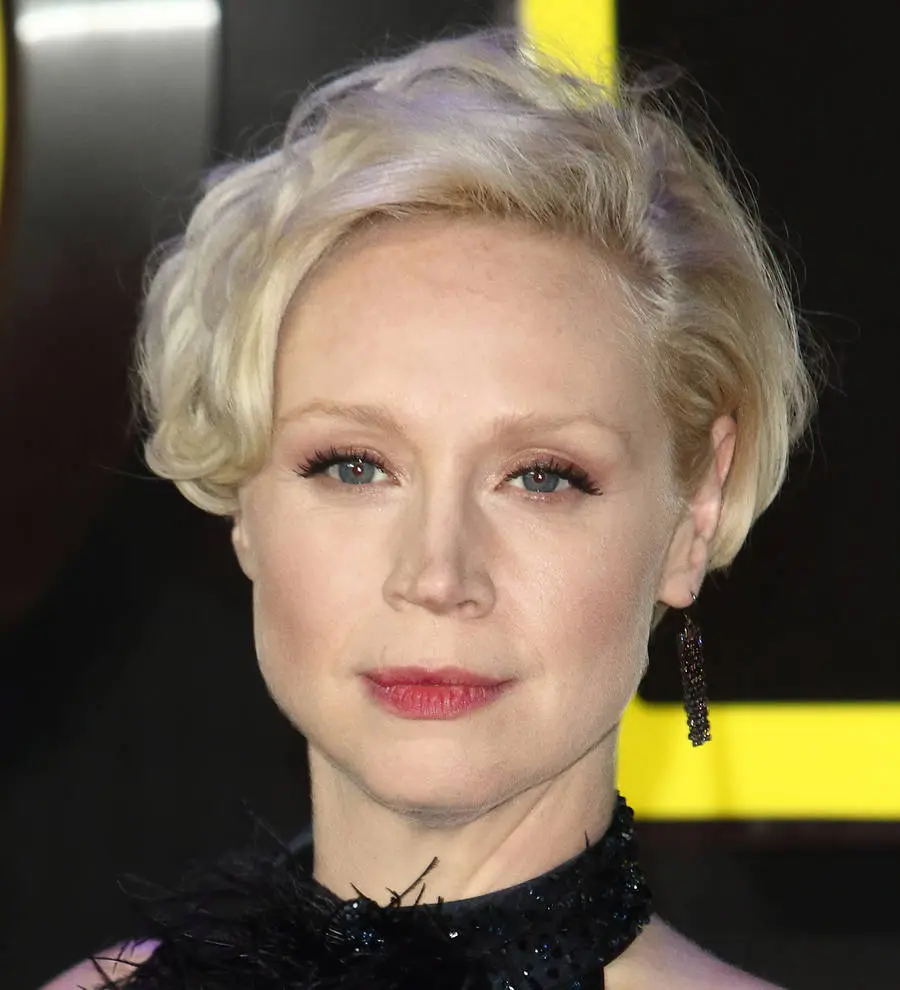 Dental nurse begged Gwendoline Christie for spoilers during operation