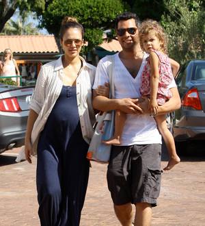 Jessica Alba tells off daughter