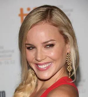 Abbie Cornish dismisses death rumors