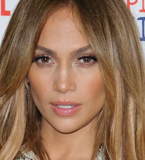 Jennifer Lopez set for more Idol - report