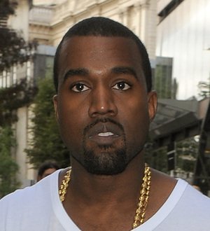 Kanye West wants a chance in fashion