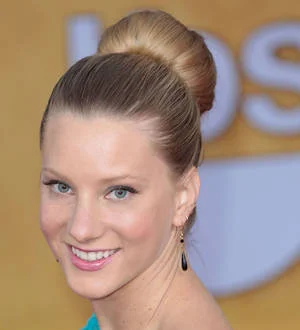 Heather Morris gives birth to son - report