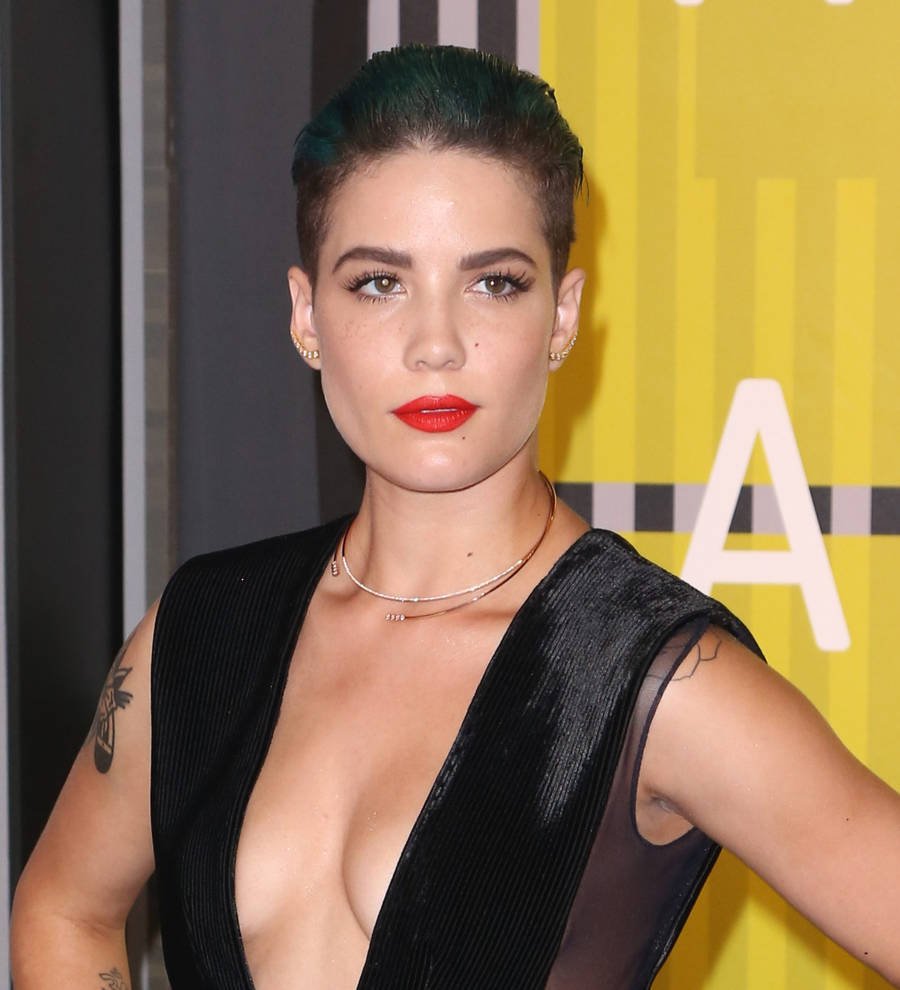 Halsey reveals past suicide attempt