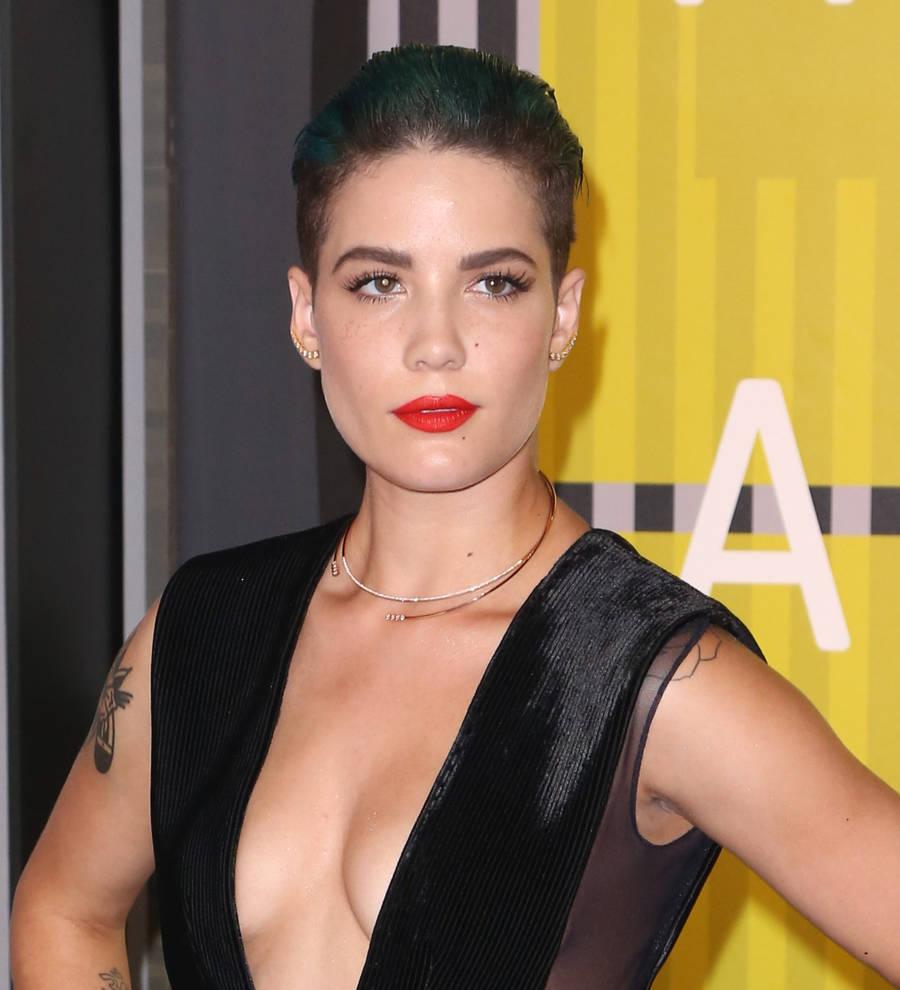 Halsey reveals past suicide attempt