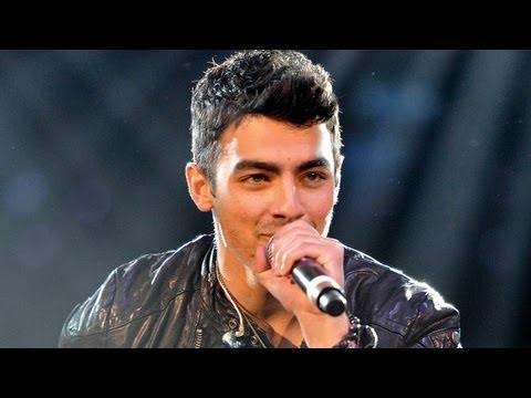 Joe Jonas Mentors Young Talent on THE NEXT