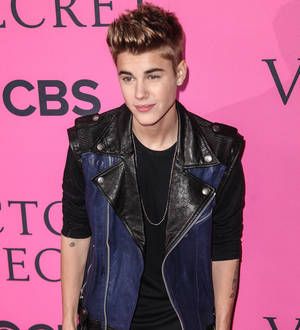 Justin Bieber poses as James Dean