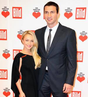 Hayden Panettiere joins fiance in Ukraine for government protests