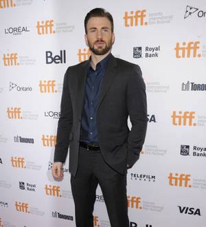 Chris Evans surprises young cancer patient