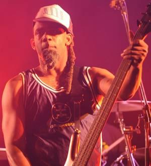 Rock band Fishbone ordered to pay injured fan.4 million