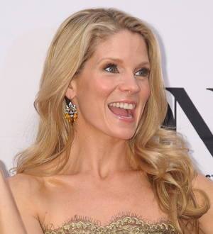 Broadway star Kelli O'Hara misses The King and I due to flu