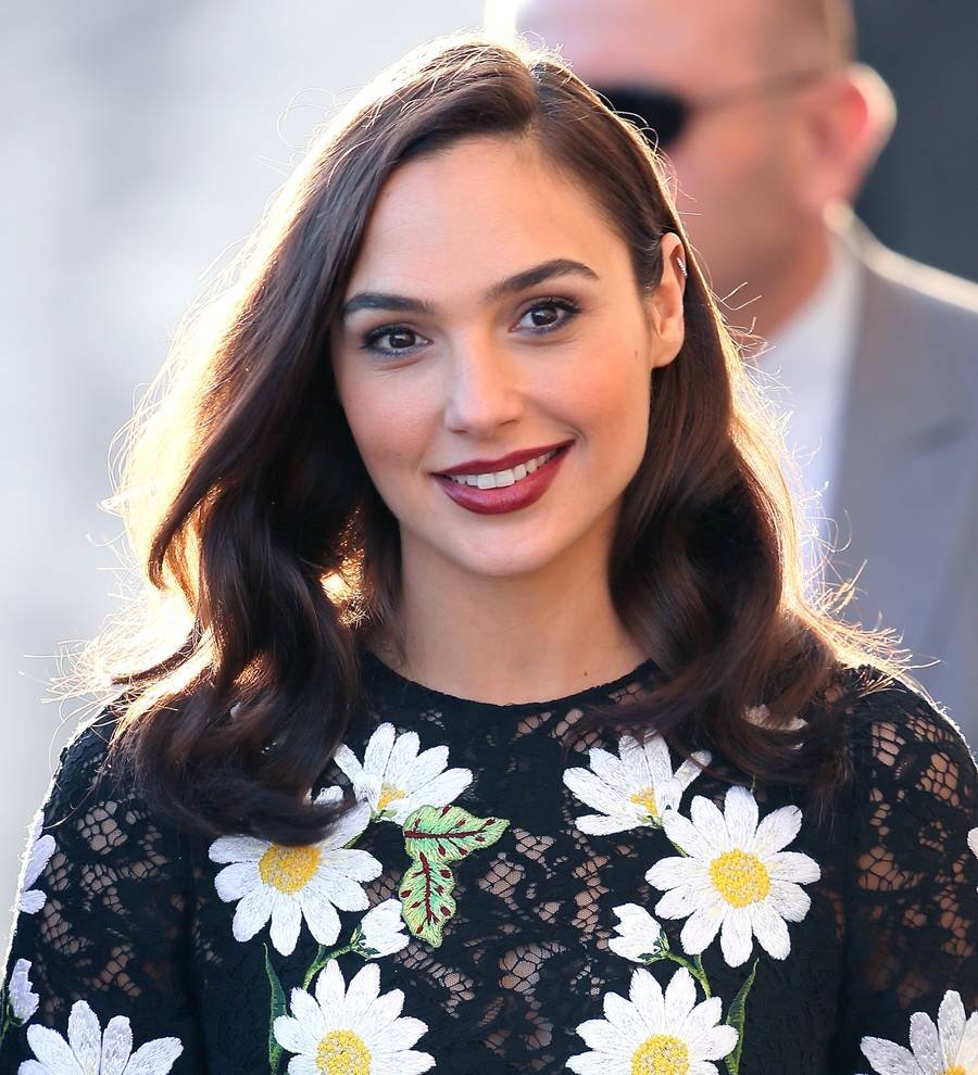 Gal Gadot's secret superhero selfie