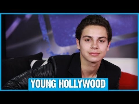 THE FOSTERS's Jake T. Austin on J.Lo
