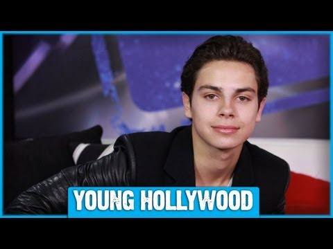 THE FOSTERS's Jake T. Austin on J.Lo