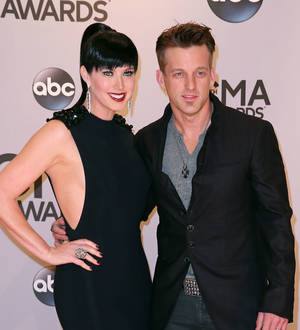 Thompson Square band members involved in Twin Shadow bus crash