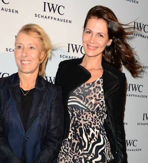 Martina Navratilova weds longtime girlfriend