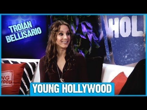Troian Bellisario Dishes PRETTY LITTLE LIARS & Food Porn!