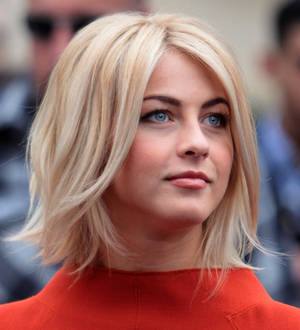 Julianne Hough put off by Hallstrom's SKYPE audition