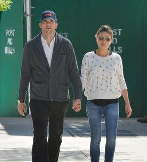 Ashton Kutcher shares intimate photo of Kunis kiss
