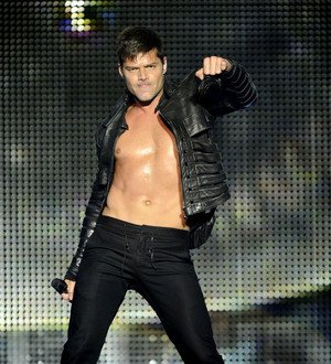 Gloria Estefan & Ricky Martin bring Latin love to Glee