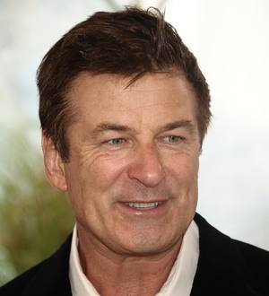 Alec Baldwin boosts NYU students' spirits following Sandy