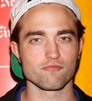 Robert Pattinson denies cancelling Twilight appearances