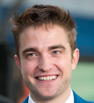 Robert Pattinson excessively sweats during intimate scenes