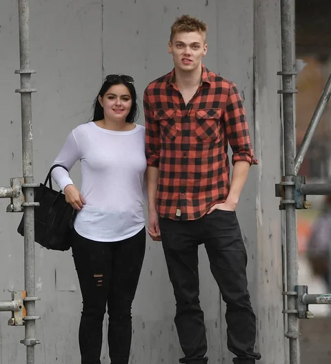Ariel Winter and Levi Meaden make red carpet debut
