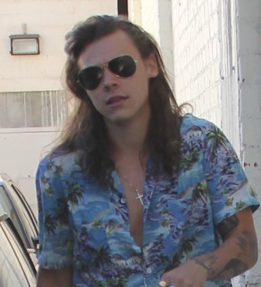 Harry Styles pictured on the set of debut movie Dunkirk