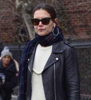 Katie Holmes' representative denies Jason Segel dating rumors
