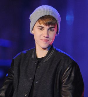 Bieber and Smith gift fans with New Year track