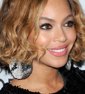 Beyonce and Jay Z bidding on Beverly Hills mansion - report