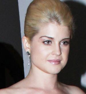 Kelly Osbourne's Svelte Figure Draws Gasps at Ny Fashion Week