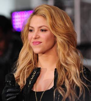 Shakira fuels reports of Mana collaboration with soccer photos