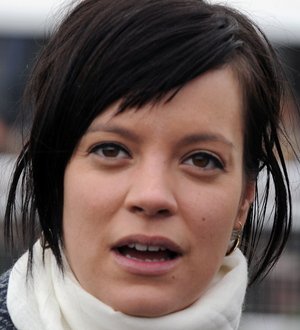 Lily Allen angry with magazine bosses