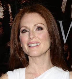 Julianne Moore stalks her children's social media accounts