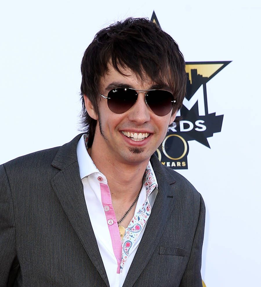 Country star Mo Pitney is a new dad