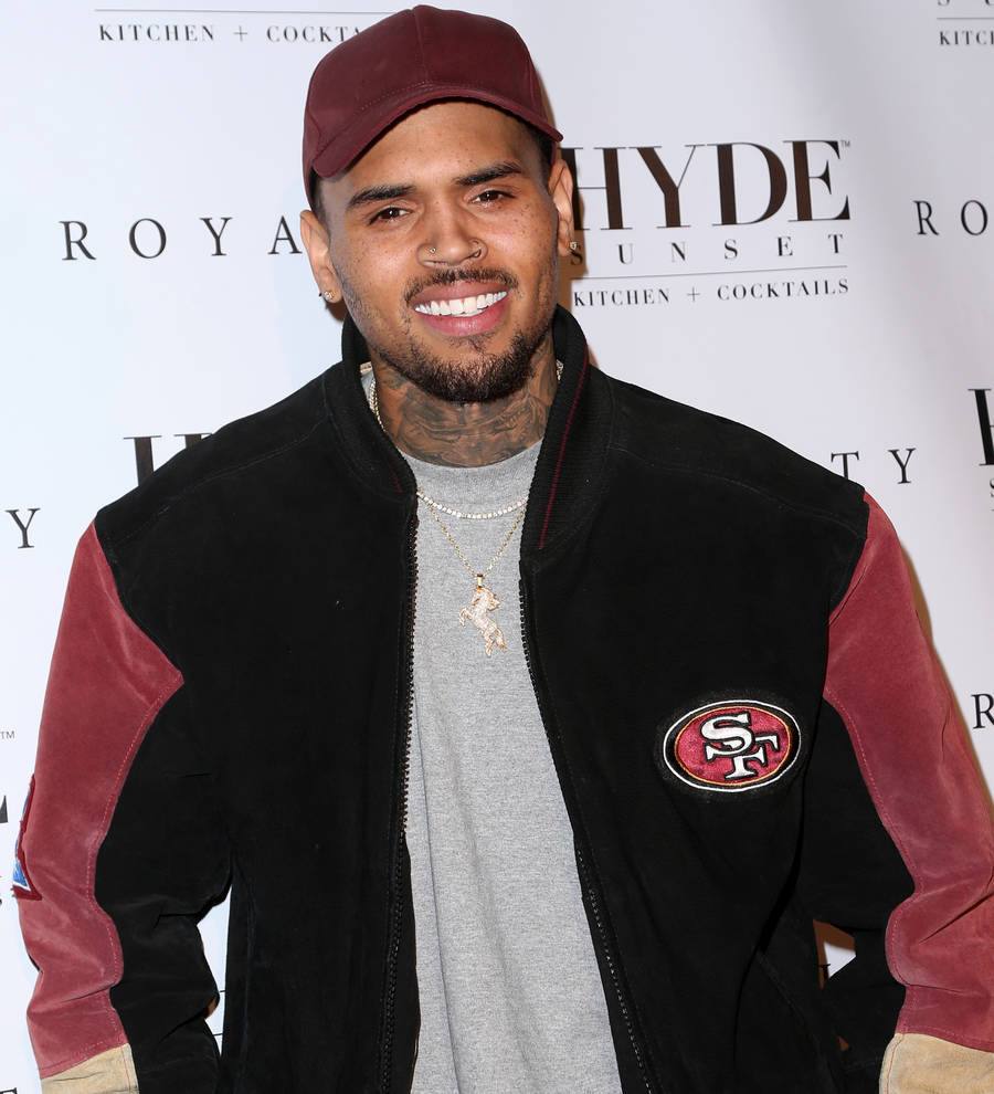 Chris Brown 'takes no responsibility for nightclub shooting'