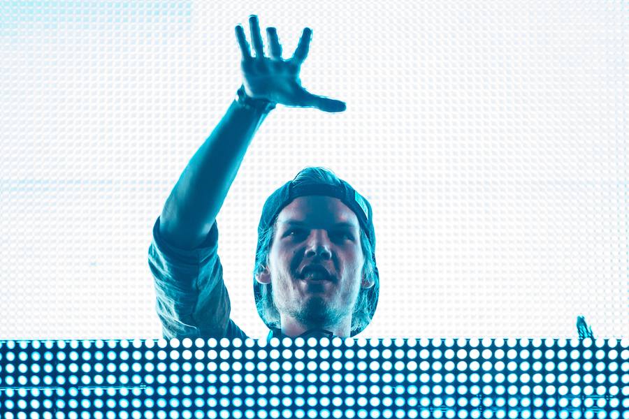 SUNDAY MUSIC VIDS: Avicii
